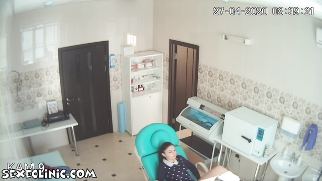 What happens at the gyno office video external exam