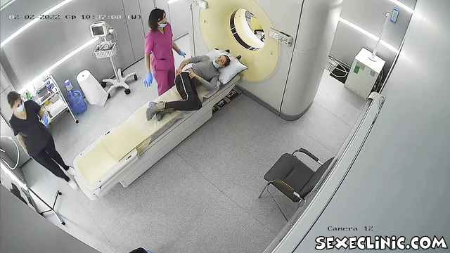 What does a CT Scan show