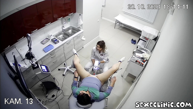 Doctor games porn in gyno chair