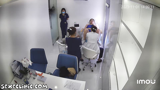 Girl gets special probe by male doctor at gyno exam porn