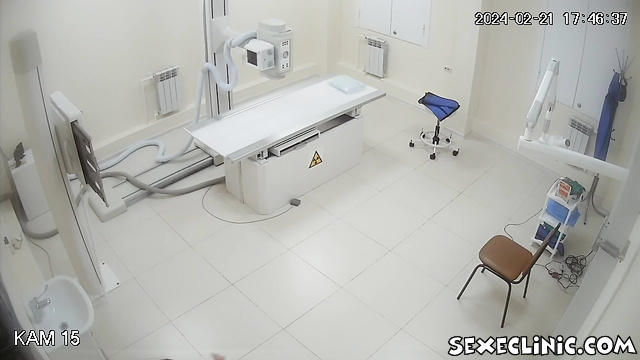 X-ray woman doctor porn (2024-02-21)