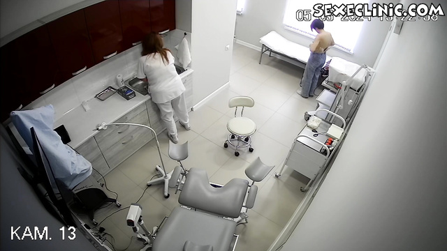 Girl getting fucked while have a gyno exam (2024-03-05)