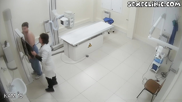 X-ray tranny doctor porn