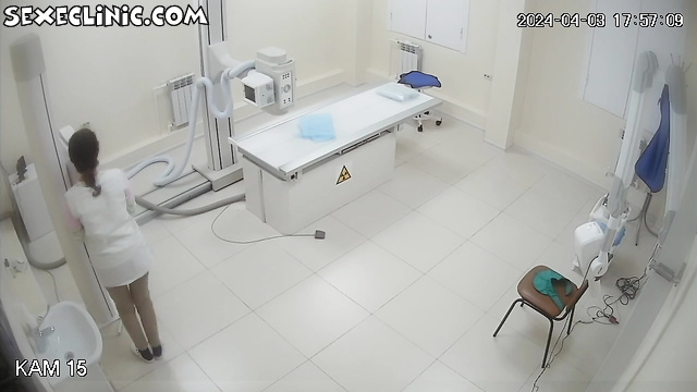 Kiki Minaj doctor porn X-ray