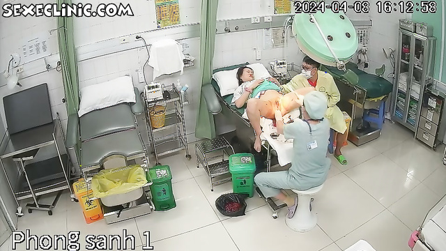 Maternity hospital lesbian Japanese doctor porn