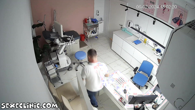 Russian mom ultrasound exam May 2024