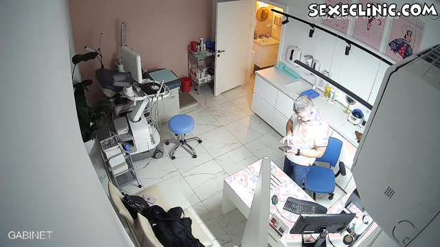 Russian mom ultrasound exam May 2024